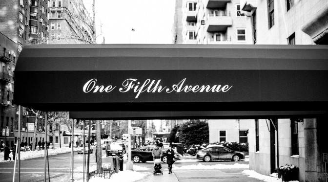 Eine der bekanntesten Shopping-Meilen weltweit – die Fifth Avenue in New York
