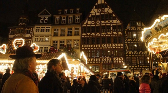 Der Weihnachtsmarkt Frankfurt am Main – Weihnachtliche Atmosphäre rund um den Römerberg